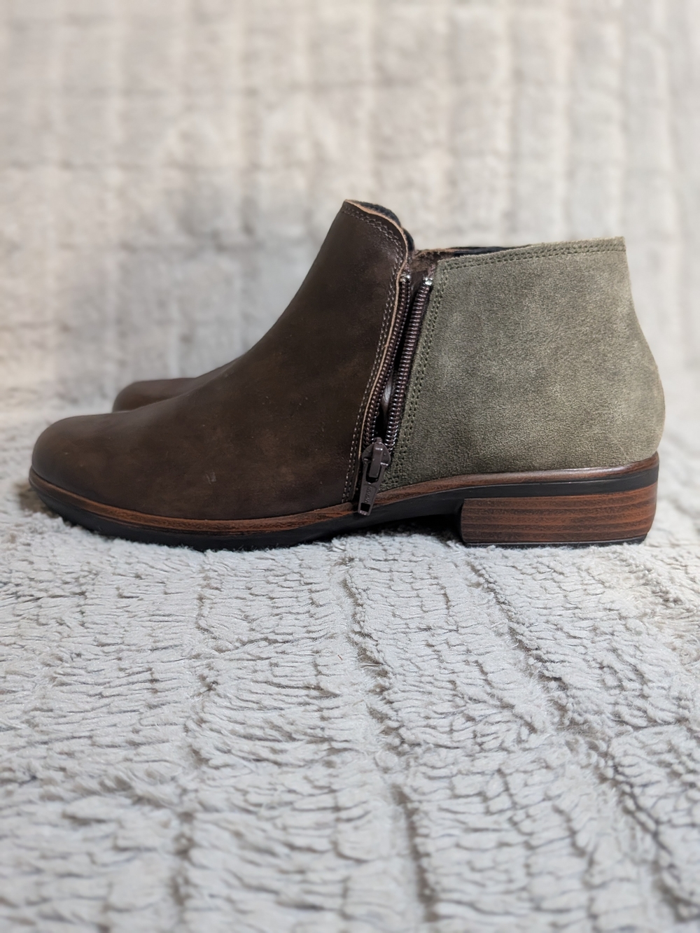 Naot Olive Green Suede and Brown Leather Zip Ankle Boot Women's Size 8